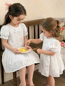 1pc Baby Girls' Round Neck Short Puff Sleeve Jacquard Bow Decor Apricot White Elegant Cute Summer Party Dress,Pleated Skirt Vintage Christening Lace - White - View 2
