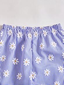 SHEIN Elladie kids Bộ đồ mùa hè giản dị, dễ thương và ngọt ngào cho bé gái, áo hai dây in họa tiết hoa cúc kẻ caro xanh và quần ống rộng, trang phục thoải mái và tươi mát cho những chuyến đi chơi mùa hè. - Màu xanh lam - Xem 5