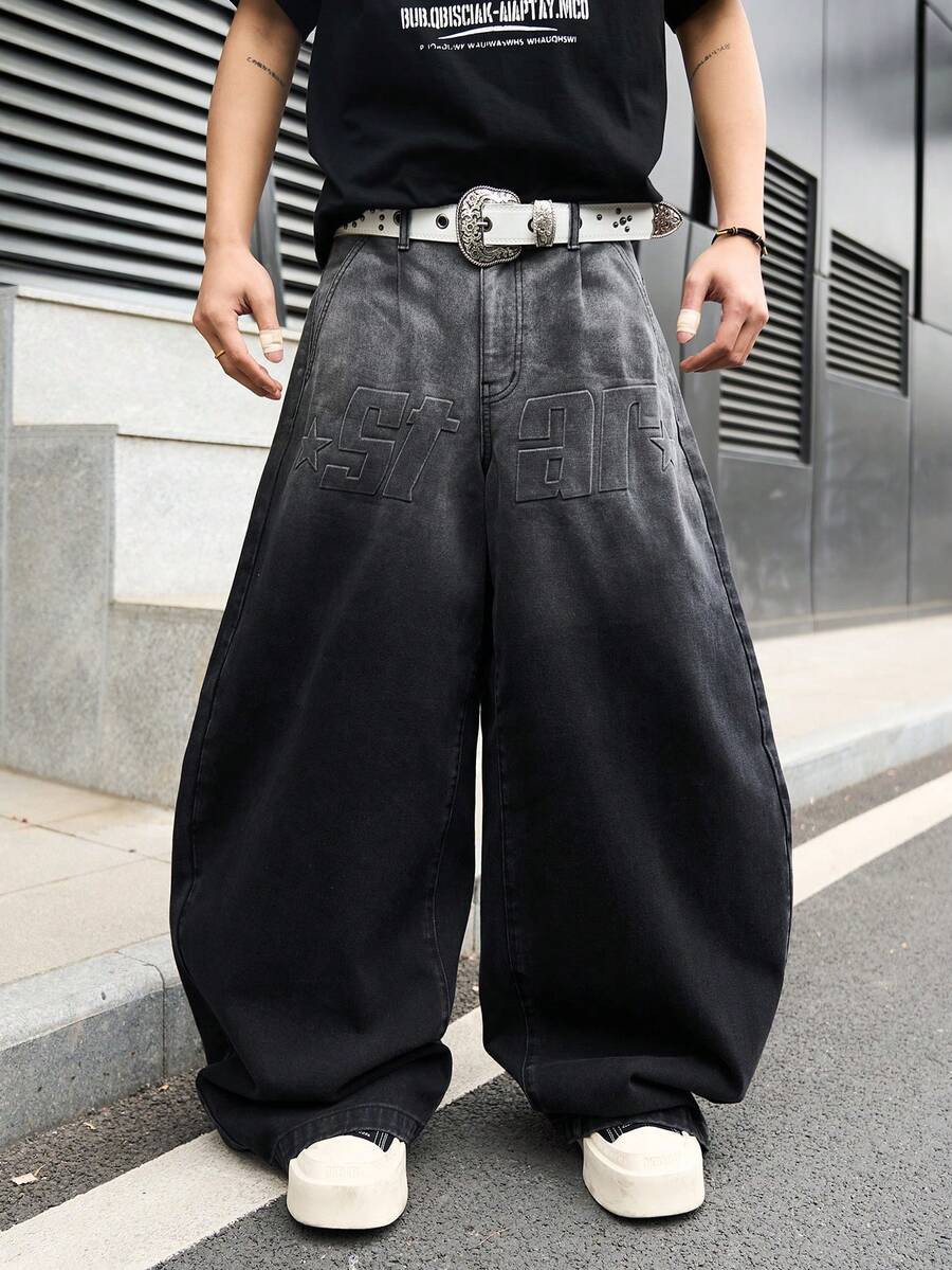 Manfinity EMRG Men's Street Fashion Casual 3D Embossed Curved Knife Black Denim Jeans - Black - View 1