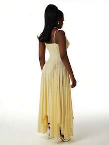 Amplova 2026新款3D立体花卉抹胸不对称下摆吊带连衣裙（女款） - 鵝黃色 - 查看 6