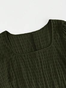 SHEIN VCAY 大码女式休闲圆领短袖衬衫，夏季短袖上衣，夏季休闲上衣，女士夏季衬衫 - 軍綠色 - 查看 3