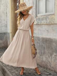 Brillora V领半开襟纹理面料女士宽松短袖连衣裙，适合户外度假，春夏皆宜 - 杏色 - 查看 3