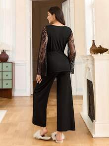 Moireta French Elegant Mature Sexy Hollow-Out Women Pajama Set - Black - View 2
