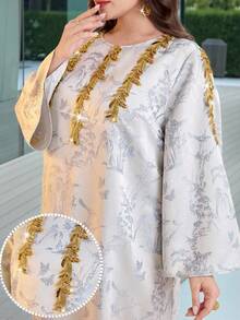 Al Najma فستان نسائي أنيق مطرز بالترتر بطراز عربي لأحجام كبيرة - متعدد الألوان - مشاهدة 7