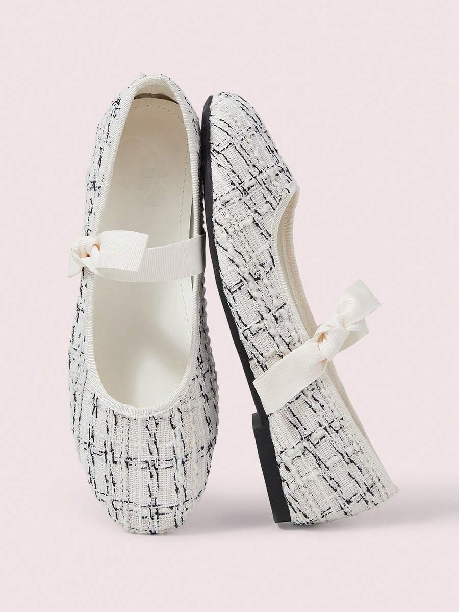 CUCCOO DOLLMOD Low Vamp Square Toe Mary Jane Shoes Women's Spring And Summer New Retro With Bow Dating Commuter Ballet Shoes Flat Bottom Women's Fashion Versatile Shoes - Off-white - View 1