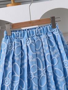 SHEIN Girls' Casual Elegant White Shiny Jacquard Pearl Button Cardigan Paired With Pleated Skirt Set - Blue - View 5