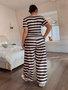 Dream Adore Plus Size V-Neck Button Knit Fitted Short Sleeve Pajama Set With Heart Print - Multicolor - View 2