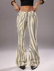 TRNVIE Fashionable Casual Street Style Zebra Print Low Waist Flare Jeans - Medium Wash - View 3