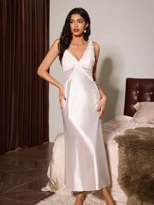 Bridal Season White Sheer Chiffon Long Robe, Backless Satin Camisole Dress, Lace Trim Sleepwear Set - White - View 5