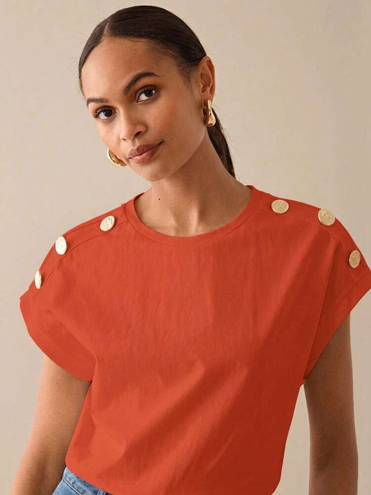 Lilora Áo thun nữ tay ngắn thiết kế nút kim loại, phong cách thường ngày thanh lịch, màu đỏ cam, 100% cotton, thời trang mùa hè, phong cách đô thị thanh lịch, phù hợp đi làm, đi tiệc, dạo phố hàng ngày, áo top cotton nữ - trái cam - Xem 5