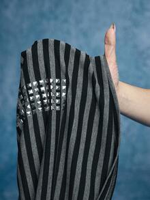 ROMWE MEN Street Life Camiseta de manga corta ajustada con rayas y remaches para hombres - Blanco y Negro - Ver 11