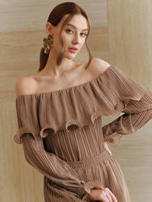 Anewsta Spring/Summer New Vacation Ruffle Off Shoulder Fashionable Elegant Casual Women Top - Mocha Brown - View 7