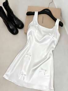 GlowEve Women's Square Neck Sleeveless Dress With Bow Design - White - View 4