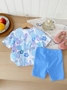 SHEIN Bộ đồ thể thao tối giản cho bé gái gồm áo thun tay ngắn cổ tròn dáng rộng và quần short bó sát, họa tiết thỏ xanh hoạt hình dễ thương, in hình nơ hoa nhiệt đới màu xanh ombre, thích hợp cho mùa xuân/hè. - Nhiều màu - Xem 2