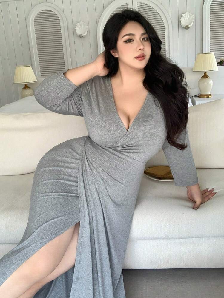 Dazy Plus Plus Size Solid Color Wrap Long Sleeve Nightgown, Comfortable & Casual For Autumn