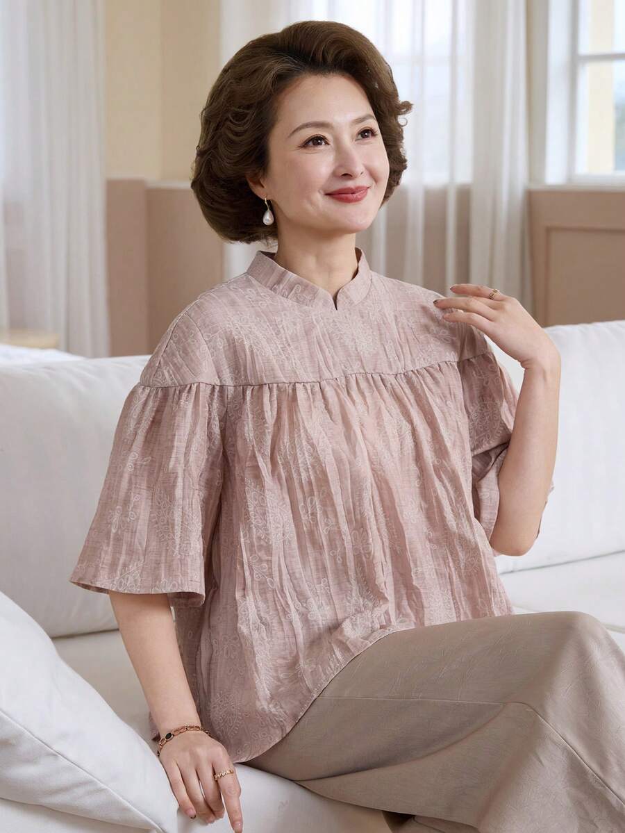 Vivie Lora 女士宽松A字娃娃领衬衫 - 杏色 - 查看 1