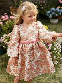 SHEIN Glamorique Kids 女童公主裙，长袖，粉色花朵提花面料，蝴蝶结，质感面料，高贵优雅，中东、欧美风格，华丽裙摆，婚礼、节日、派对、舞会礼服、优雅派对礼服 - 粉色 - 查看 10