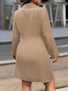 SHEIN Clasi 大码女式纯色翻领长袖褶裥下摆优雅连衣裙 - 卡其色 - 查看 2