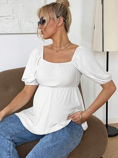 SHEIN Camiseta de maternidad de unicolor con cuello cuadrado, mangas cortas con volantes y bajo con volantes