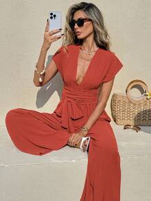 Serisse Women's Minimalist V-Neck Cinched Waist Jumpsuit, Suitable For Summer Vacation - Redwood - View 5