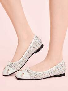 CUCCOO DOLLMOD Giày bệt nữ dễ thương phối nhiều màu sắc bằng chất liệu PU, mũi vuông, đính nơ ngọc trai, kiểu dáng slip-on, thanh lịch và đa năng. - trắng - Xem 4