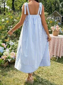 SHEIN 孕妇夏季休闲度假条纹系带露肩连衣裙 - 藍色 - 查看 2