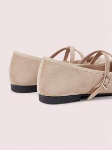 CUCCOO DOLLMOD 女鞋杏色方头褶皱绒面革交叉绑带玛丽珍低帮芭蕾平底鞋 - 杏色 - 查看 4