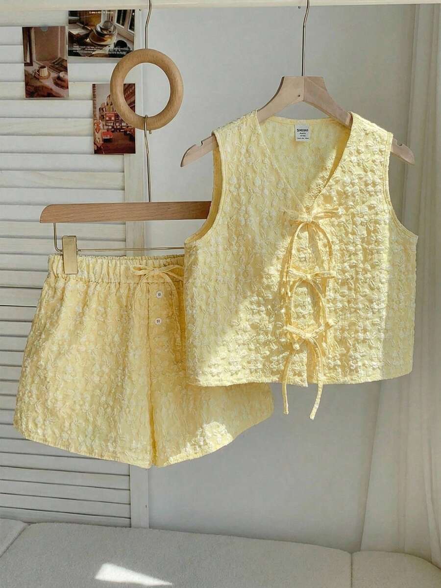 Tween Girl Casual Yellow Jacquard Bow Tie Strap Tank Top And Shorts 2 Piece Set, Yellow Textured Two Piece, Girl Two Piece Outfit, Yellow Two Piece Set Summer, Kids Yellow Shorts Set, Yellow Two Piece Short Set - Yellow - View 1