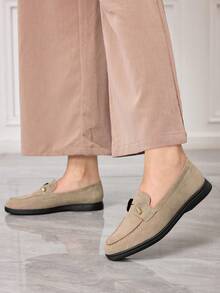 Sleekvia Casual Versatile Commuting Fringe Decor Flat Loafers - Apricot - View 4