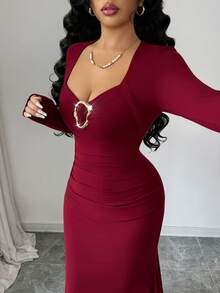 Elenzga Váy dự tiệc thanh lịch dành cho nữ, màu đỏ tía, cổ áo hình trái tim, nút trang trí bằng kim loại, thiết kế nhún bèo, tay dài, dáng ôm, viền xòe, phù hợp cho mùa xuân và mùa thu - Màu Đỏ Sâu - Xem 3