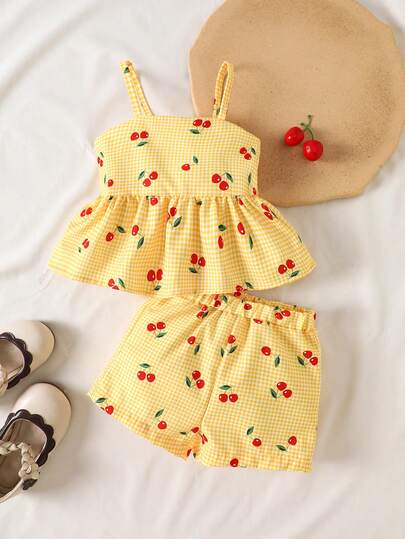 SHEIN Vintaside Kids 2件套女婴春夏度假风樱桃格子印花吊带上衣和短裤