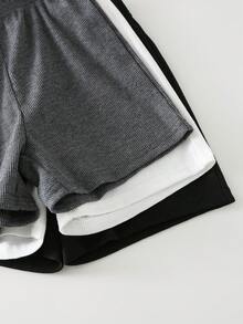SHEIN 3件套男童休闲舒适时尚简约实用柔软舒适短裤套装，带徽章和腰带装饰，适合春夏季日常穿着、上学、旅行和运动。 - 彩色 - 查看 4