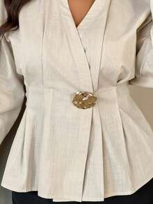 Auralis 女士长袖褶裥不对称金属扣装饰白色衬衫，优雅裹身式衬衫，适合工作场合，法式浪漫风格上衣，适合秋季、冬季和春季穿着。 - 米色 - 查看 7