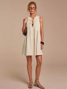 COSMINA 女士无袖褶皱系带牛仔连衣裙，休闲夏季装扮，杏色牛仔连衣裙，宽松版型 - 杏色 - 查看 3