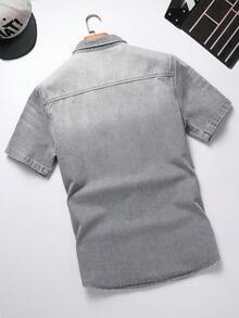 Manfinity LEGND Men's Casual Distressed Dark Grey Denim Short Sleeve Shirt, Street Style - Dark Grey - View 2