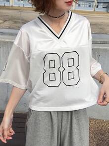 FRIFUL 女款V領數字印花休閒百搭日常穿著中袖T恤夏季圖案短袖衫 - 白色 - 查看 5