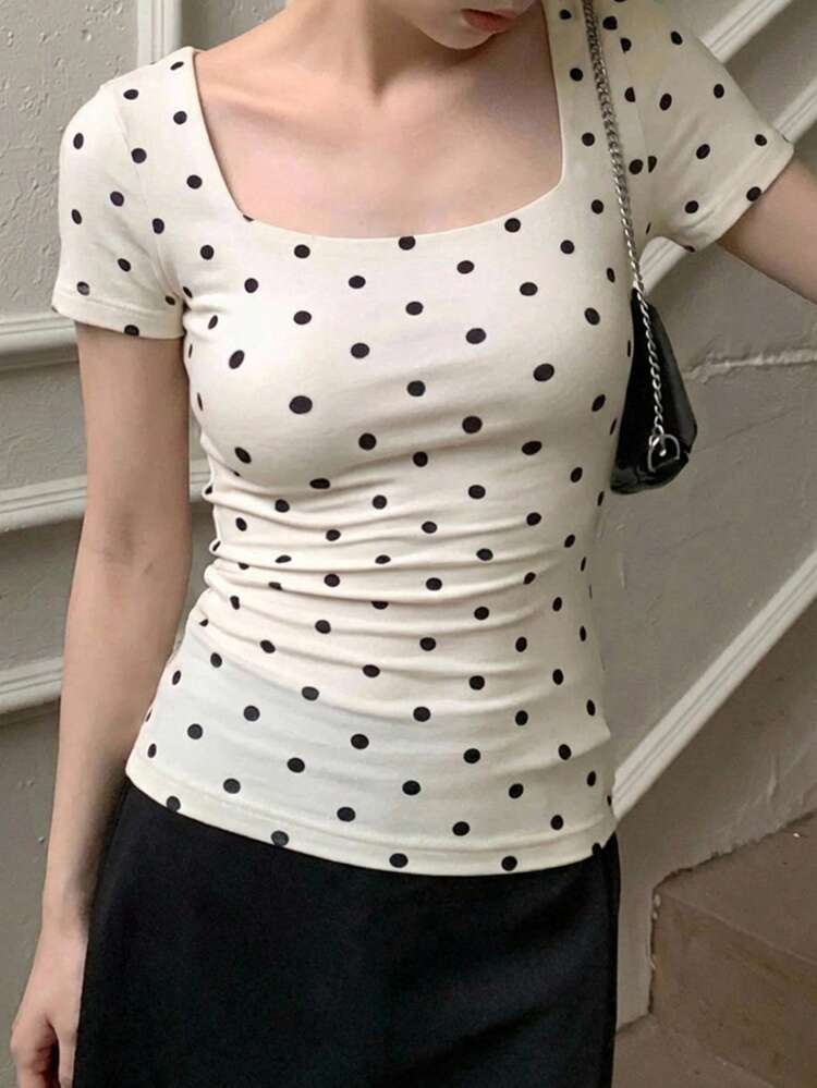 Women's Round Neck Polka Dot Print Ruched Short Sleeve Fitted T-Shirt