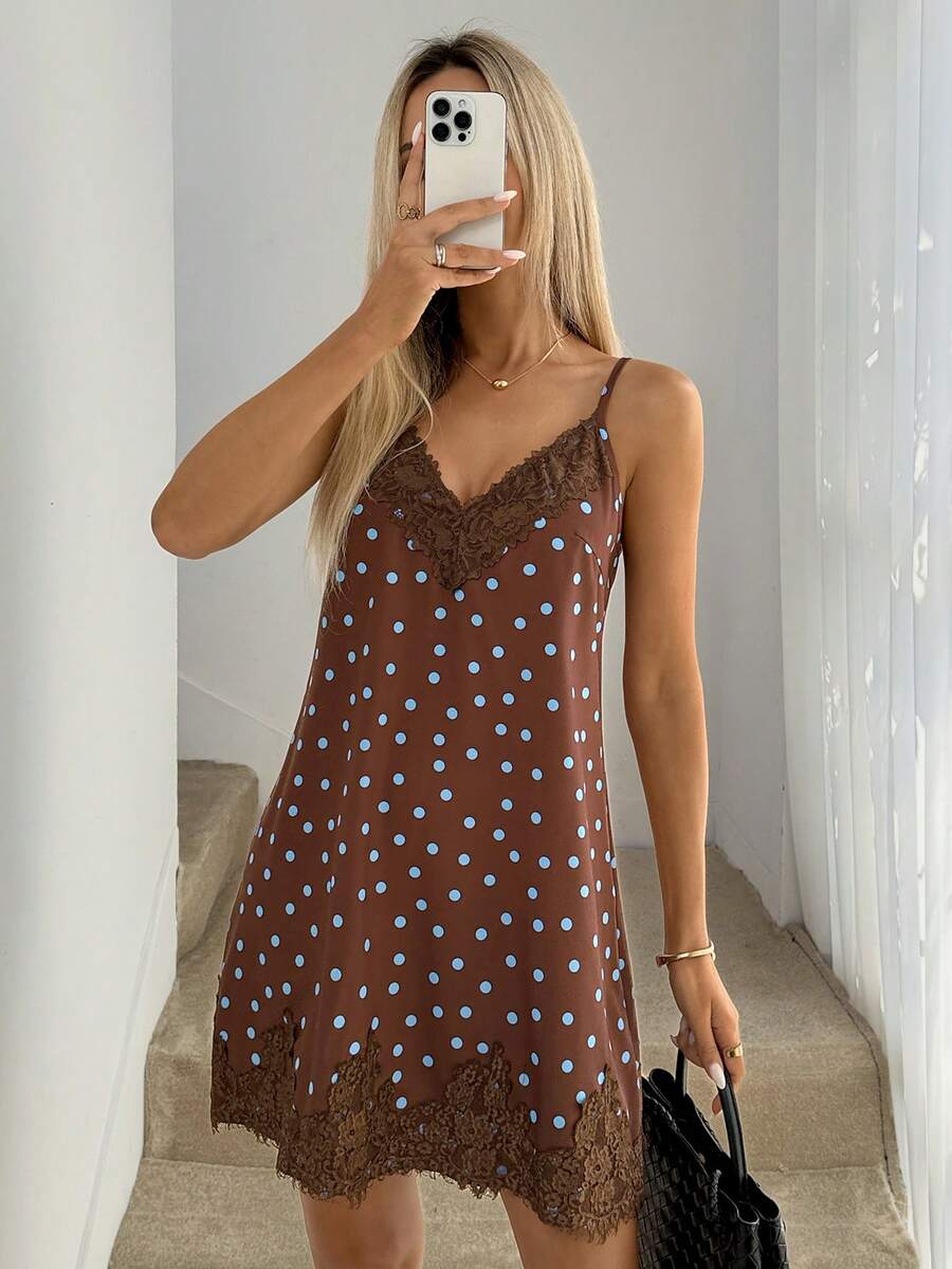 Easowa Đầm slip ngắn phối ren chấm bi màu nâu cho nữ, thích hợp cho phong cách lãng mạn cổ điển, hẹn hò lãng mạn ngày Valentine, kỳ nghỉ lãng mạn, mặc hàng ngày, họa tiết chấm bi thời trang, mùa xuân/hè. - Nhiều màu - Xem 1