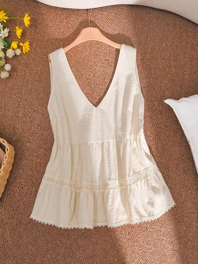 CosyJoli Plus Size Women V-Neck Lace Patchwork Ruffle Hem Sleeveless Casual Blouse