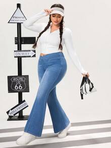 Flexra Plus Size Women's Fashionable Casual Washed Flare Jeans - Blue - View 4