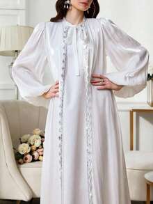 Al Najma Conjunto de bata de manga larga con decoración de rhinestones y vestido de cuello redondo sin mangas, estilo árabe abaya para mujer - Blanco - Ver 4