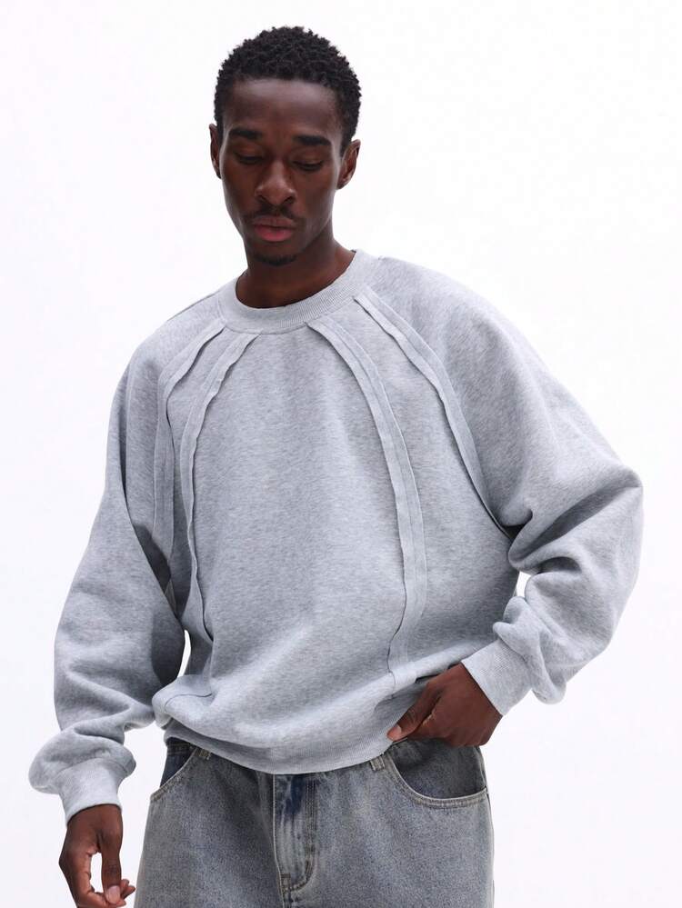 Sweatshirt mit Rundhalsausschnitt und Ziernähten
