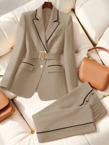 GlowEve CURVE Bộ vest công sở trang trọng dành cho nữ cỡ lớn, cổ áo xẻ, cài một hàng khuy, khóa kim loại, tay dài và quần tây. - Màu Khaki - Xem 6