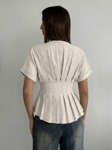 Aloruh 女士优雅V领收腰纯色梭织短袖办公衬衫 - 卡其色 - 查看 4