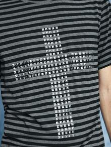 ROMWE MEN Street Life Camiseta de manga corta ajustada con rayas y remaches para hombres - Blanco y Negro - Ver 2