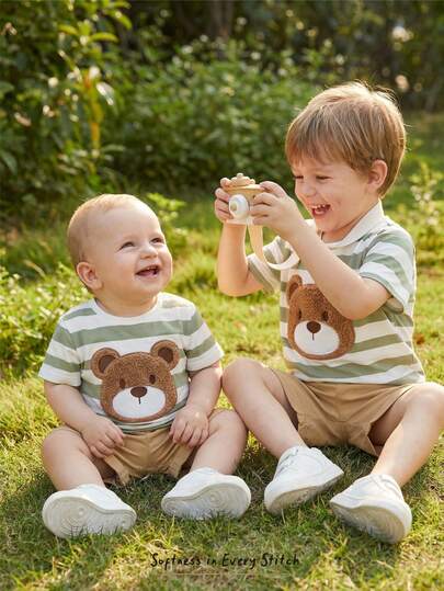 Cozy Pixies 2件套 男童卡通熊条纹圆领短袖上衣和松紧腰短裤