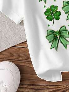 Young Girl Casual Minimalist Fashion Short Sleeve T-Shirt, St. Patrick's Day Bow Design Pattern, St. Patrick's Day T-Shirt, Clover Bow, Fashionable Round Neck Short Sleeve T-Shirt Suitable For Spring And Summer, Comfortable And Relaxed, Summer Wear, Casual Fashion, Spring And Summer Street Wear, Outdoor Picnic, Street Photography, Campus, Holiday, Gift - White - View 5