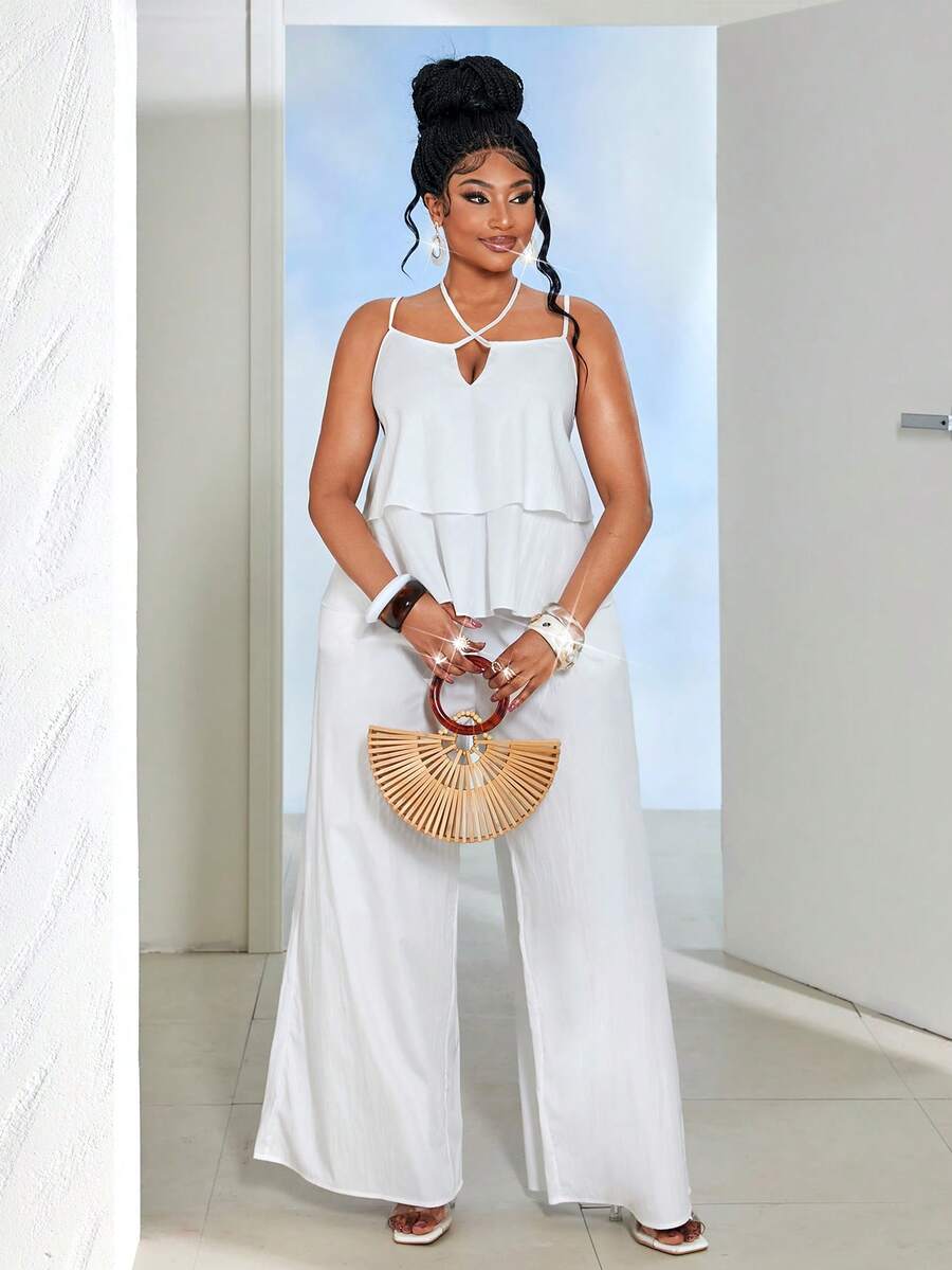 Maweii Große Größen minimalistischer weißer Zweifach-Rüschen-Saum Kreuz-Rücken Trägerhemd und bequeme weite Hose 2 Stücke Set, weißer Anzug, elegantes Outfit für Mollige, Rüschen-Saum, geeignet für Ausflüge, Alltag, Partys, Einkaufen Urlaubsoutfit für Frauen, Braut, Abschluss, Damen Sommer 2 Stücke Set, Damen Sommer Co-Ord, Damen Casual 2 Stücke Outfit, Damen Casual Outfit Sets, Damen 2 Stücke Outfit Casual - Weiss - Übersicht 1