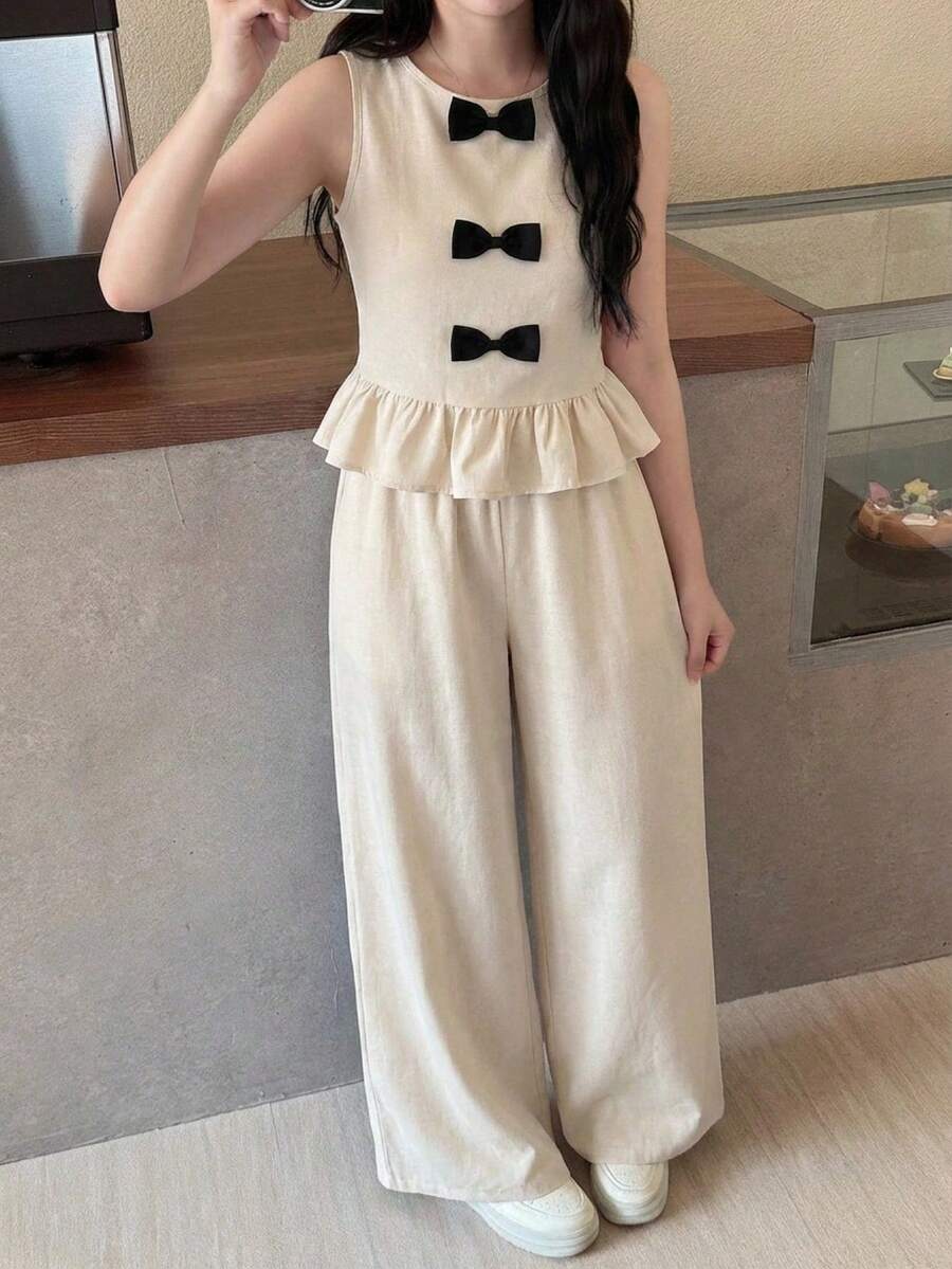 SHEIN 少女圆领荷叶边蝴蝶结装饰无袖上衣搭配阔腿裤,休闲日常穿搭 - 杏色 - 查看 1
