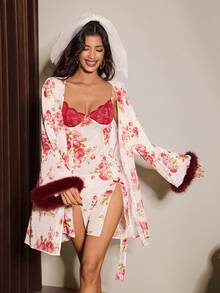 Slumberist 性感蕾丝拼接高开衩修身印花吊带睡裙+毛绒边长袖优雅睡袍套装（女士款） - 酒紅色 - 查看 3